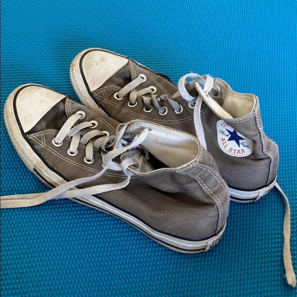 grey converse high tops